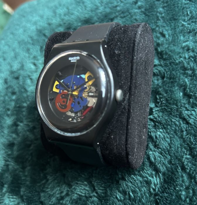 Swatch прозрачен часовник