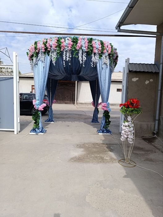 Oformleniya, tóy bezaklari sotiladi