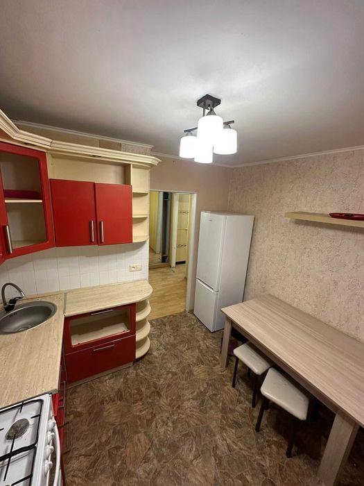 Продам 2-ух комн. квартиру