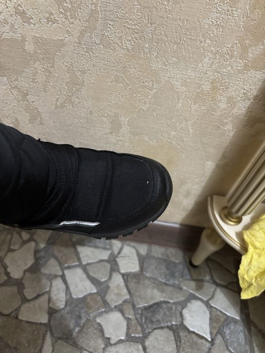 Продам обувь для мальчика, зима!