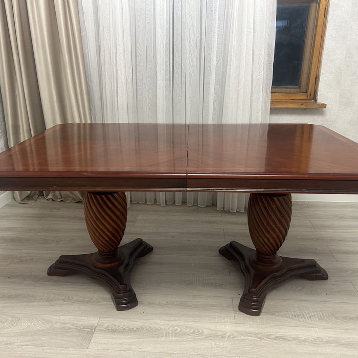 Стол гостиный Малайзия