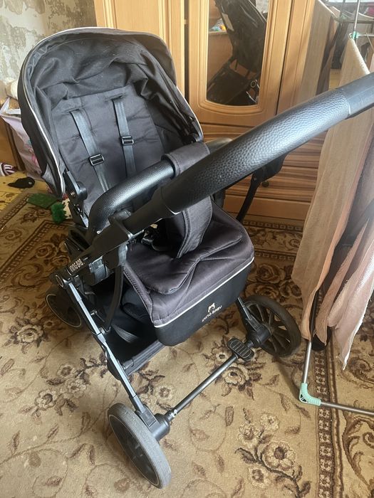 Продам детскую коляску