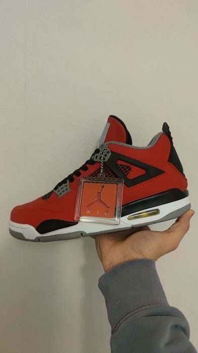 Nike Air Jordan Jordan 4 Travis Scott размер 45 и Red Bulls Размер 42