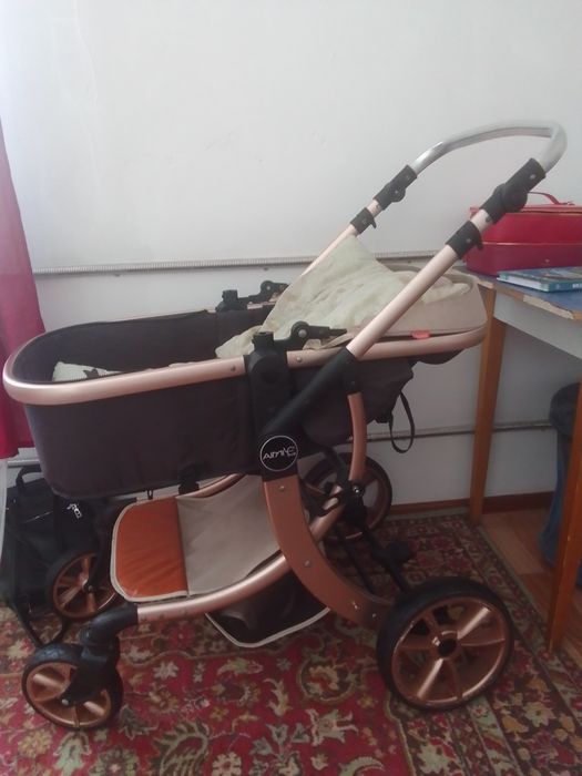 Продам коляску в хорошем состоянии