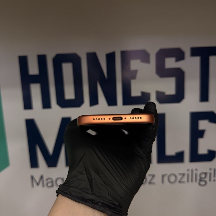 iPhone 17 Pro orange 100%