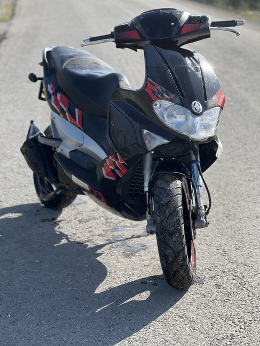 Scuter perfect funtional 80 cc
