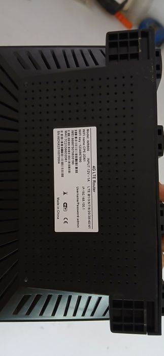 WIFI. 6.router Sim kartali. Sotiladi.