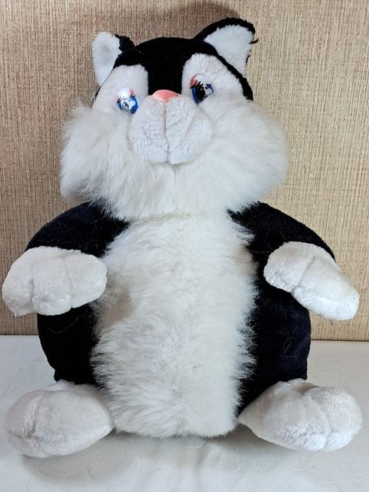 Продам мягкие игрушки.