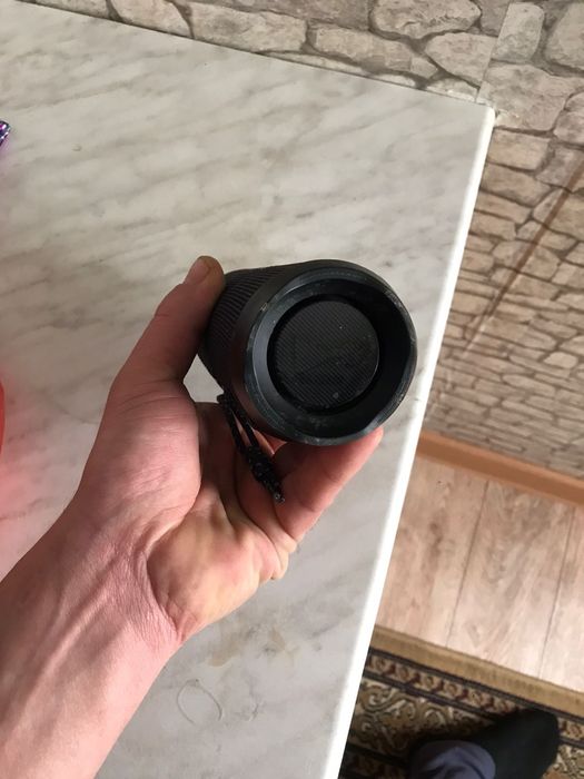 Продам колонку JBL