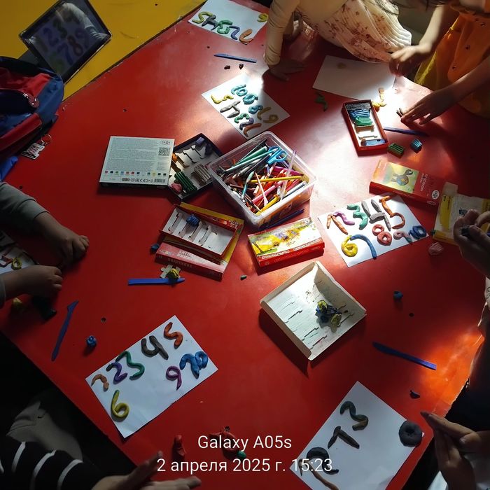 Репетитор Почемучка для детей 1,5 час 3 раза в неделья