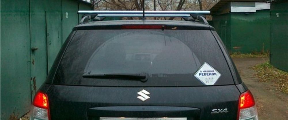 Заднее стекло Suzuki sx4