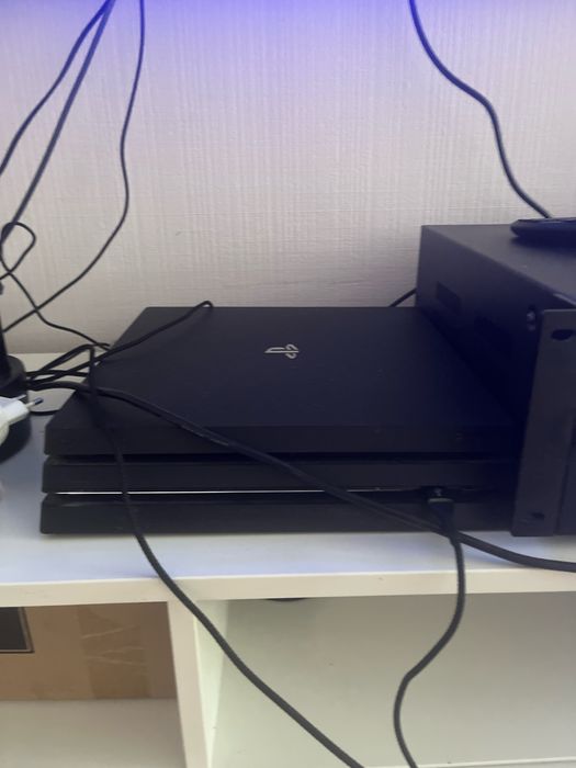 Sony PlayStation 4 pro version