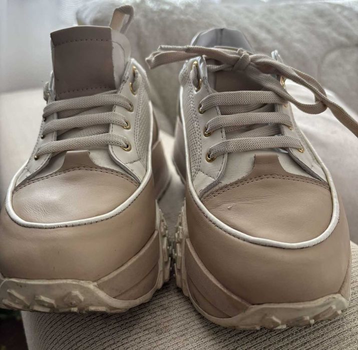 Дамски спортни обувки /Massimo zardi/ №37,дължина на стелка 24см