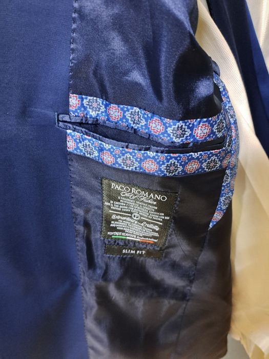 Мъжки костюм официален