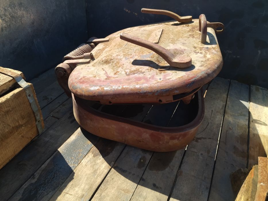 Продам люк железный