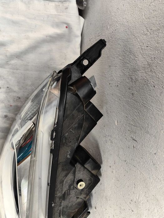 Оригинален фар Форд  Ford  Tourneo Transit Courier