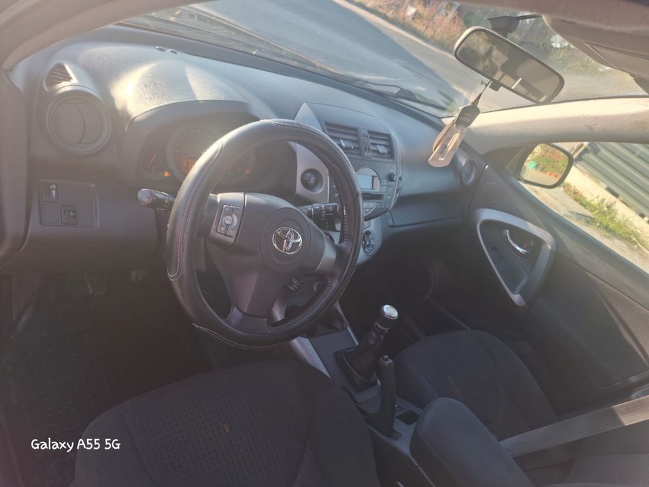 Se vinde Toyota Rav 4