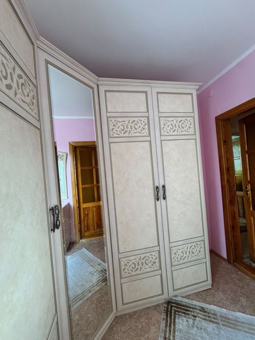 Продам спальный гарнитур
