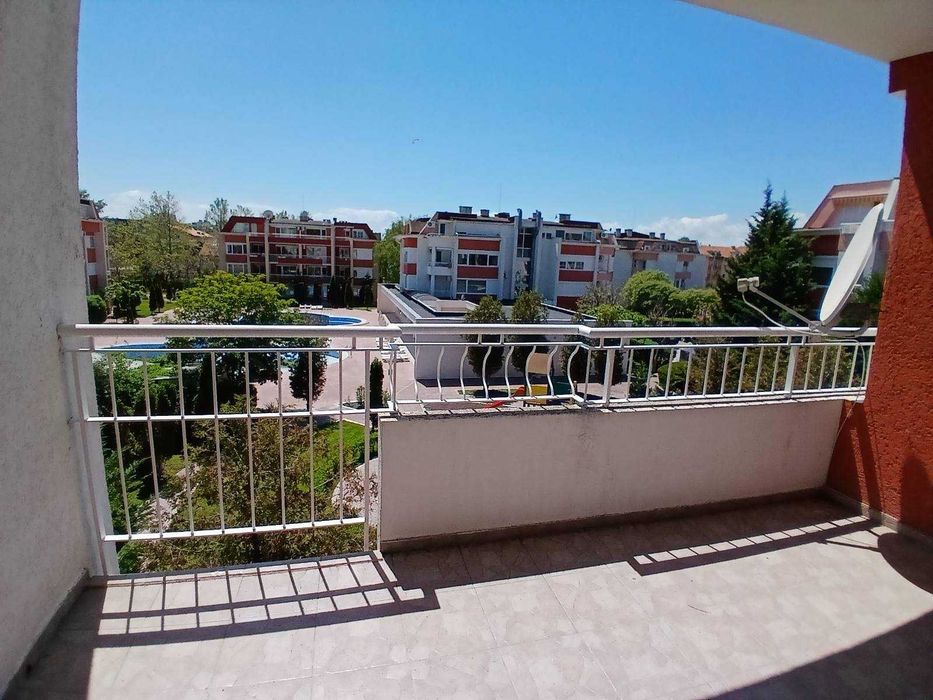 Дава се под наем Едностаен апартамент в к.к. Слънчев бряг - 50 кв.м за 300 € - Снимка #3