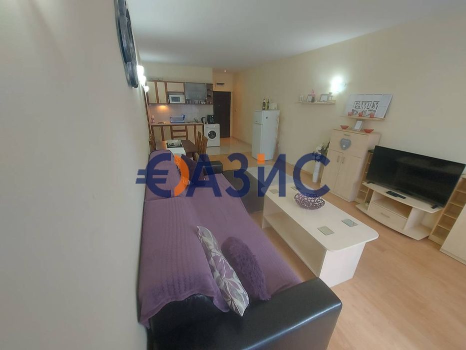 Продава се Двустаен апартамент в к.к. Слънчев бряг - 96 кв.м за 516 €/кв.м - Снимка #2