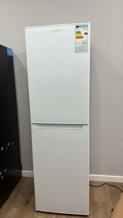 Холожильник Leadbros HD-255RW