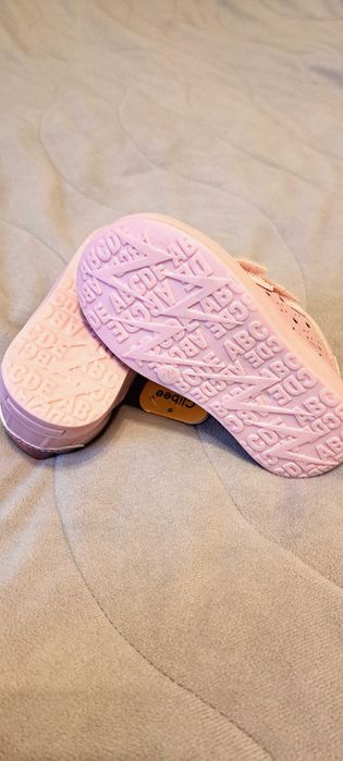 Нови кецове Clibee 22 номер (13,5 см.) за момиче