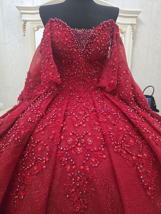 Новое Свадебное платье