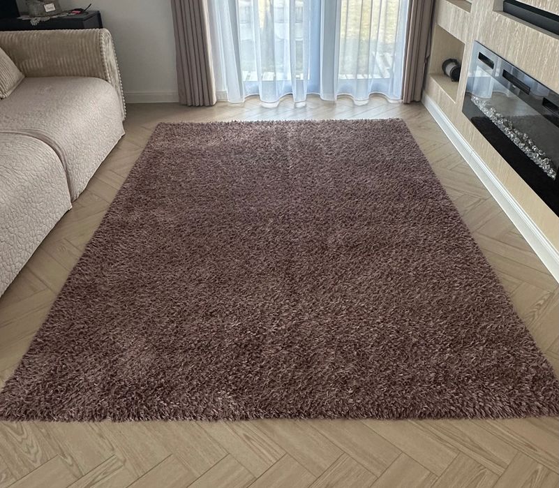 Vând covor 2x3 m