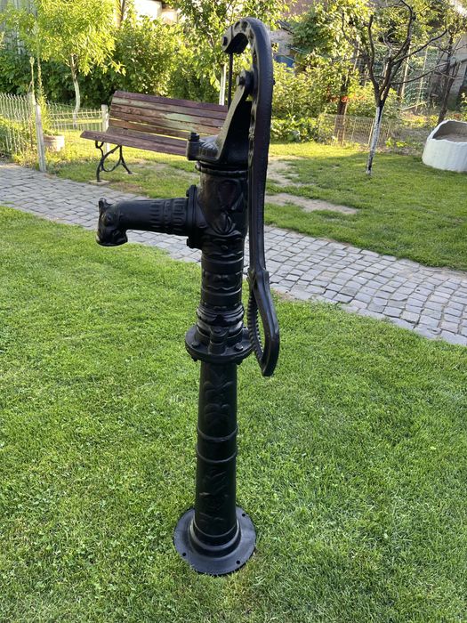 Pompa manuală pentru apă, fontă