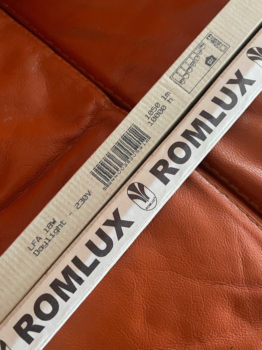 Tub neon T8 18W 60cm Romlux Bec fasung englezesc B22 BC GE Philips NOU