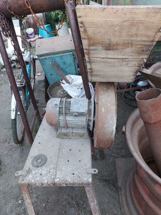 Продам дробилку трёхфазную