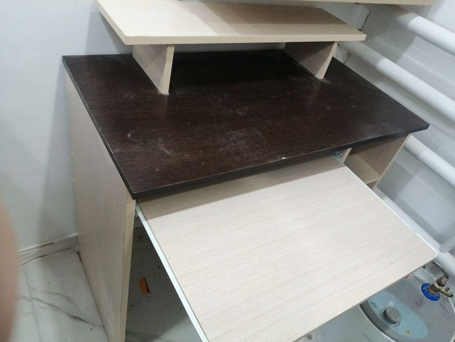 Компьютерный стол