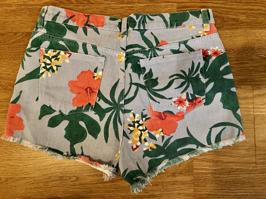 Женски дънки Zara