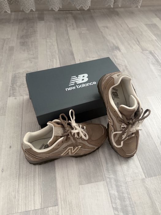 New balance нови маратонки размер 37,5