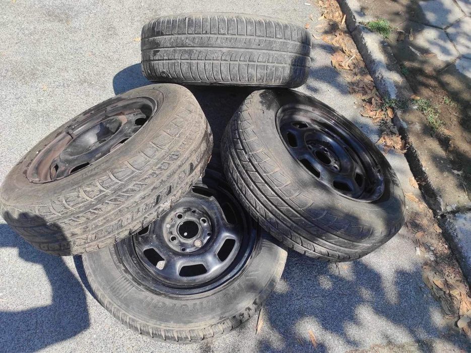 Автомобилни Гуми