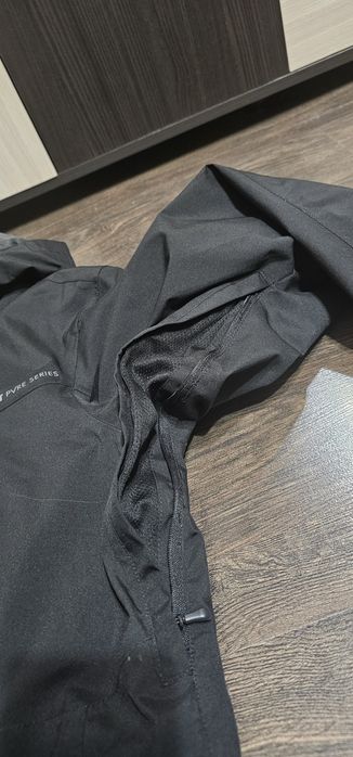 Сноуборд/ски яке Protest Pvre 20K