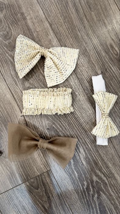 Продам костюмчик на годик