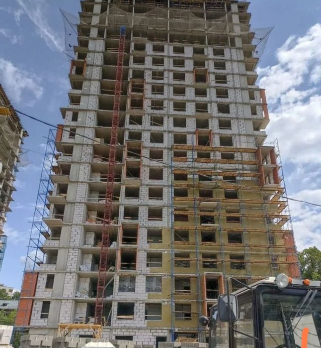 спецтехники грузовой кран