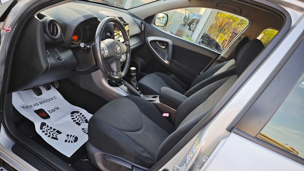 Ролбар/Степенки/Рейлинг/8RAM/8ЯДР ANDROID/Обслужен Rav4