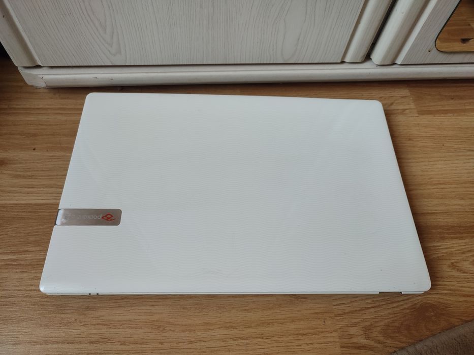 Carcasa completa + Balamale - Packard Bell LM94 LM81 LM82 LM83 LM87 98