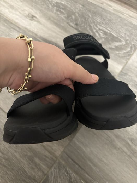 Sandale dama skechers