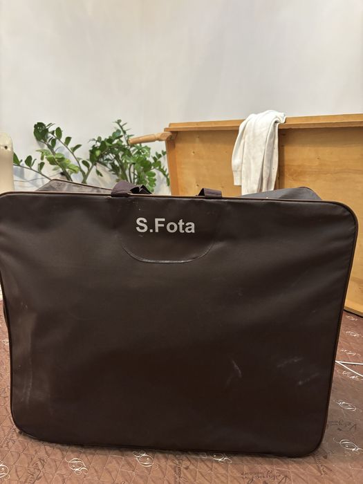 Продам универсальный чехол