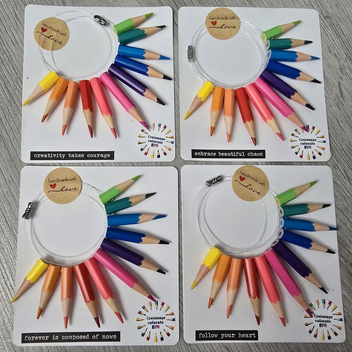Colier creioane colorate