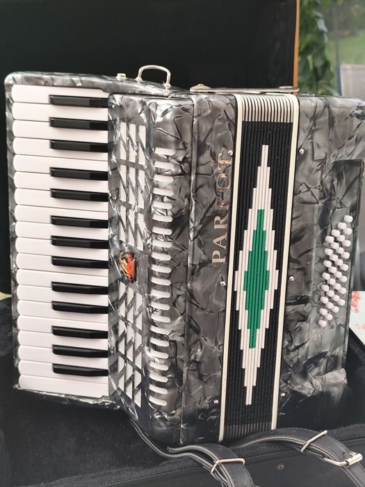 Acordeon Parot nou