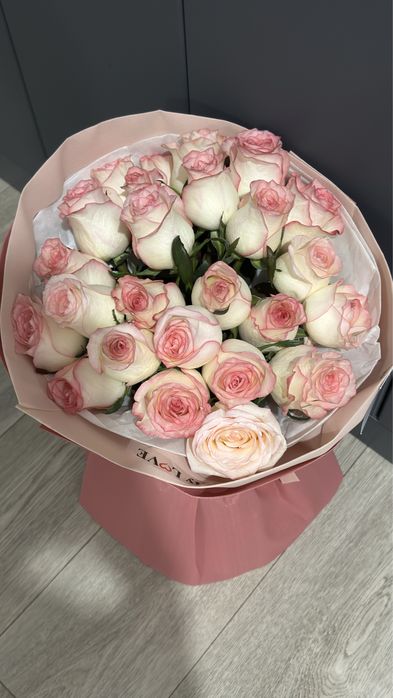 Свежые цветы 25 штук