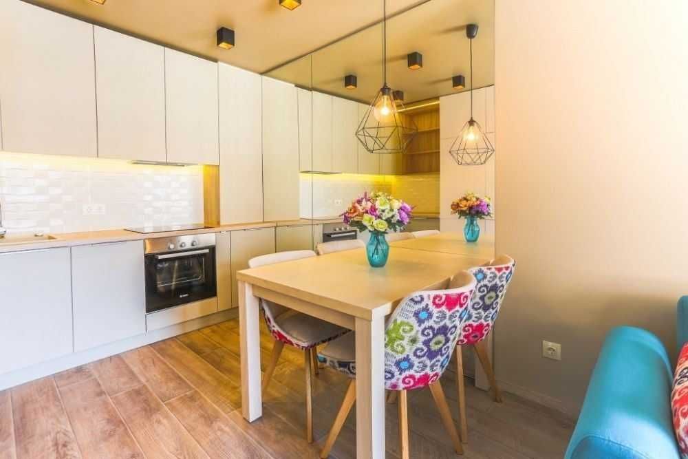 Дава се под наем Тристаен апартамент в София, Гео Милев - 105 кв.м за 540.6 € - Снимка #1