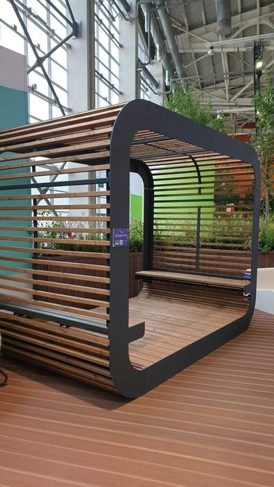 Foisoare, bănci decorative