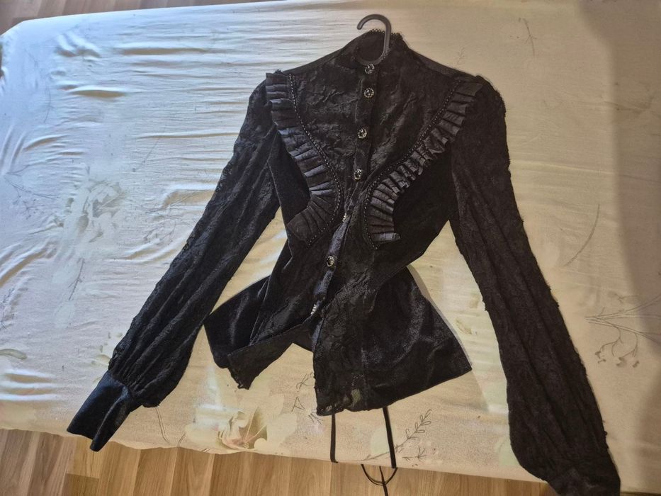Gothic официална блуза