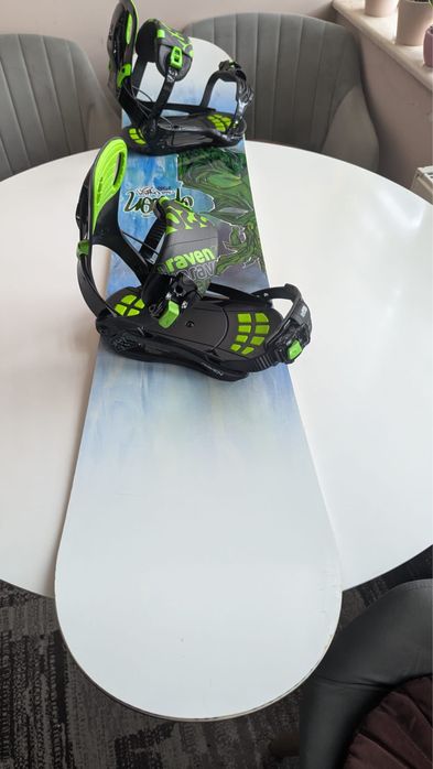 Option Chris Dufficy Pro Model Snowboard 2007 cu legături Raven.