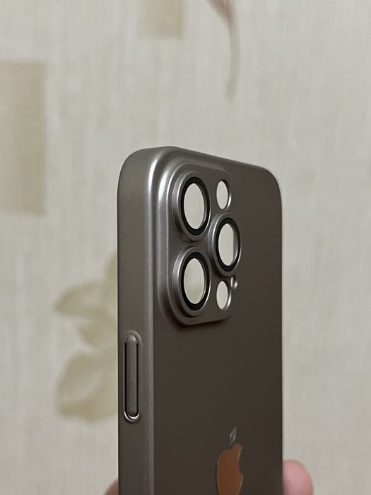 Iphone 13 pro uchun 15 pro chexol.